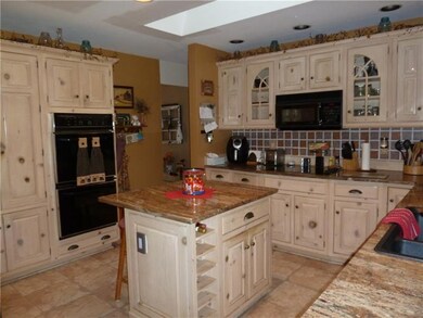 80 Shady Dr, Indiana, PA 15701 - photo 4