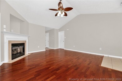 1611 Stonewood Dr, Fayetteville, NC 28306 - photo 6