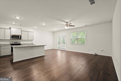 174 Hampton Cir, McDonough, GA 30253 - photo 2