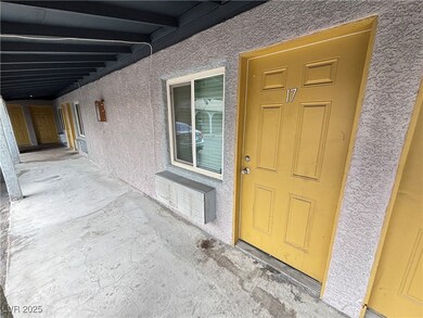 311 N 16th St unit 17, Las Vegas, NV 89101 - photo 2
