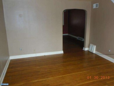 25 Clarendon Dr, Darby, PA 19023 - photo 2