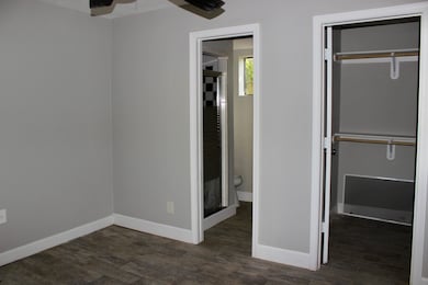 6832 Avenue I unit B, Houston, TX 77011 - photo 3