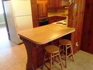Breakfast Bar for quick morning cup of coffee.