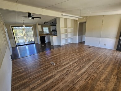 671 Powell Rd, Tullahoma, TN 37388 - photo 3