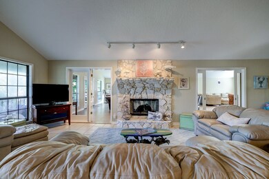 20 Lazy Oaks Ct, Brazoria, TX 77422 - photo 6