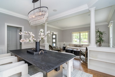 8 Beverly Rd, Wellesley Hills, MA 02481 - photo 5