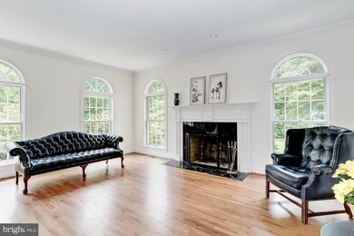 6673 Wilson Rd, Friendship, MD 20758 - photo 4