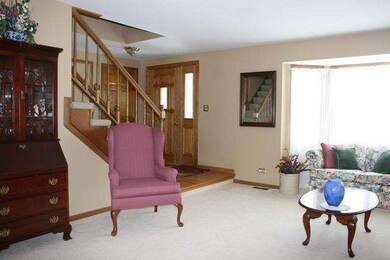 116 Michael Ave, Mundelein, IL 60060 - photo 4