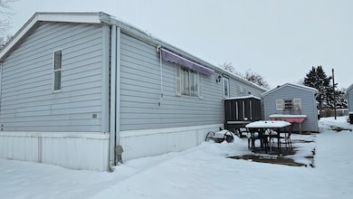 512 E 2nd St, Wilton, IA 52778 - photo 5