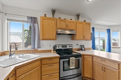 1112 N Tara Lee St, Medical Lake, WA 99022 - photo 3