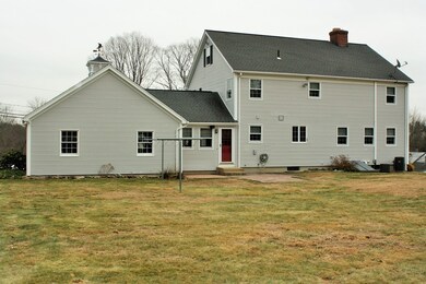 579  - 581 Fuller, Ludlow, MA 01056 - photo 3