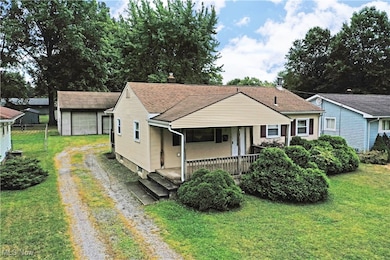 1529 Difford Dr, Niles, OH 44446 - photo 4