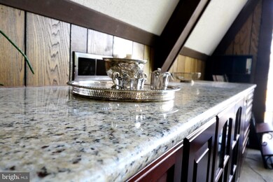 197 Aspen Way S, Basye, VA 22810 - photo 5