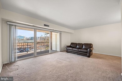 401 Drummers Ln unit 401, Wayne, PA 19087 - photo 5