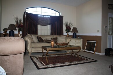 11051 Lydia Estates Dr E, Jacksonville, FL 32218 - photo 5