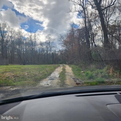 12947 Fletchertown Rd, Bowie, MD 20720 - photo 3