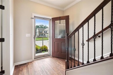 750 Hilliary Ln, Aurora, OH 44202 - photo 2