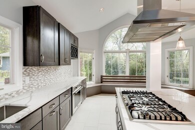 22 Wellesley Cir, Glen Echo, MD 20812 - photo 7