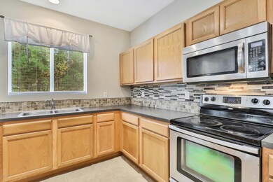 11744 Silver Hill Dr, Jacksonville, FL 32218 - photo 4