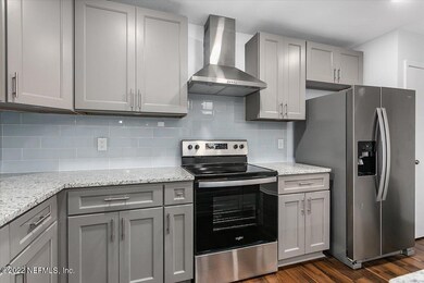 5340 Coronet Dr, Jacksonville, FL 32205 - photo 7