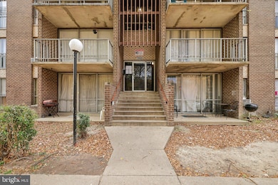 7969 Riggs Rd unit 9, Hyattsville, MD 20783 - photo 2