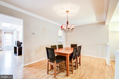 12253 Tildenwood Dr, Rockville, MD 20852 - photo 5