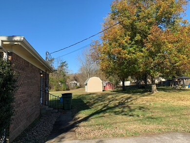 603 Pineridge Dr, Hopkinsville, KY 42240 - photo 2