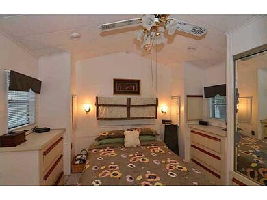Master Bath/Spa.