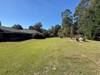 230 Ridge Cir, Dublin, GA 31021 - photo 6