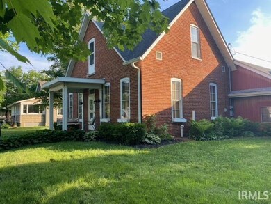 721 5th St, Covington, IN 47932 - photo 3