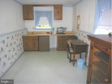 unlisted-address, Clinton, MD 20735 - photo 5