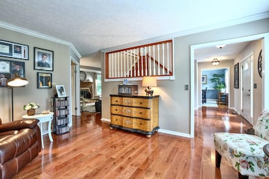 679 Candleridge Dr, Cincinnati, OH 45233 - photo 5