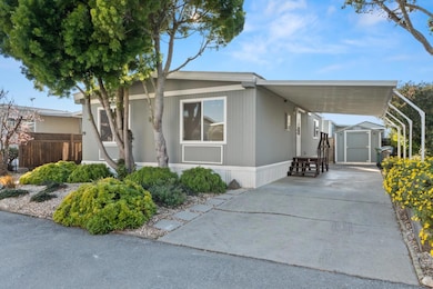 19 Dolphin Ct unit 19, Half Moon Bay, CA 94019 - photo 3