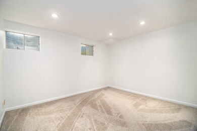 608 Cassin Rd, Naperville, IL 60565 - photo 7