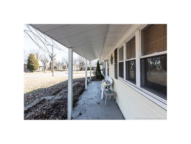 521 Cherokee Dr, New Albany, IN 47150 - photo 4