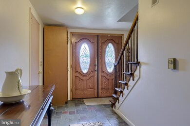 135 N 14th St, Columbia, PA 17512 - photo 3