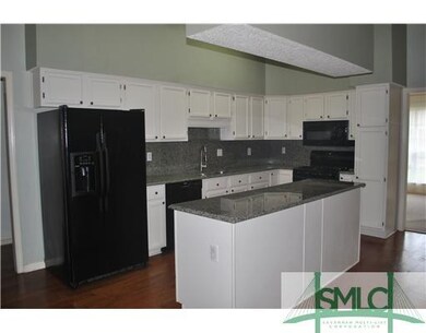 Kitchen. Granite Counter Top and Kitchen Island. G