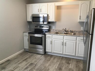 851 Southgate Dr, Freeburg, IL 62243 - photo 6