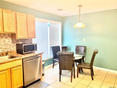 37 New York Ave, Rensselaer, NY 12144 - photo 5