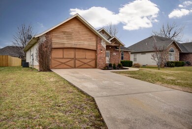 936 E Ozark Jubilee Rd, Nixa, MO 65714 - photo 3