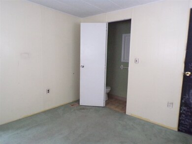 4 Janvrin Dr, Seabrook, NH 03874 - photo 5