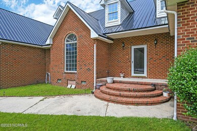 8-web-or-mls-1018 Gemstone Circle-00008