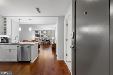 Potomac Place Condominiums unit N212, Washington, DC 20024 - photo 7
