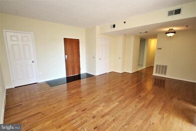 960 Fell St unit 613, Baltimore, MD 21231 - photo 4