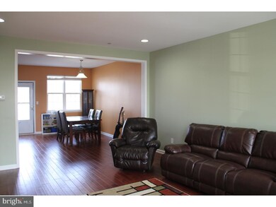 520 Solliday Ct unit 170, Perkasie, PA 18944 - photo 4