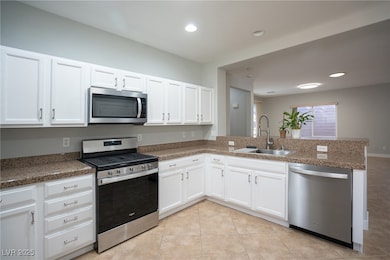 10931 Snow Cloud Ct, Las Vegas, NV 89135 - photo 6