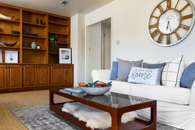 101 W Driftwood Dr, Fredericksburg, TX 78624 - photo 5