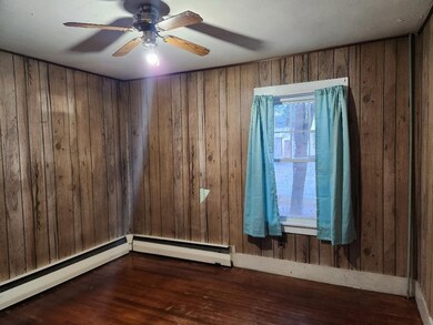 130 Charlestown Rd, Claremont, NH 03743 - photo 5