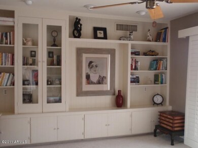 3rd bedroom - den