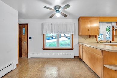 411 Franklin St, Framingham, MA 01702 - photo 5